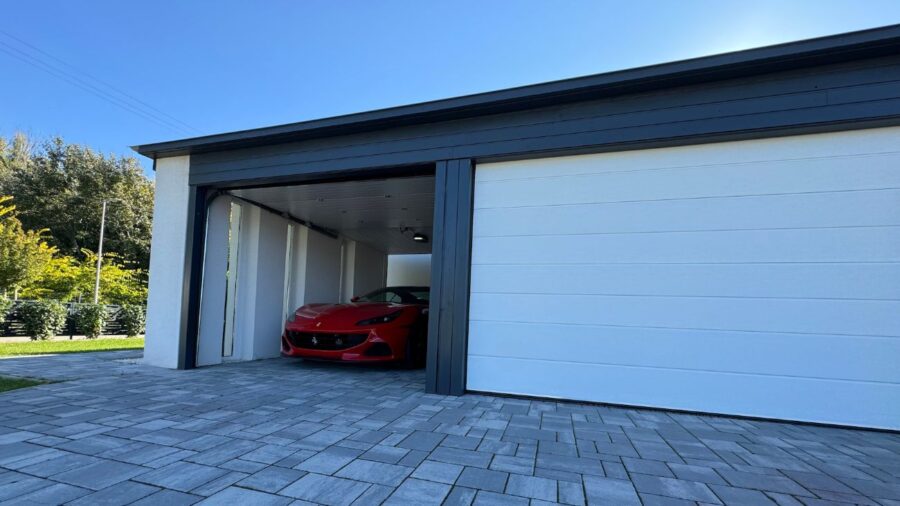 Kling Garage Pro garázskapu fehér Medio panellel